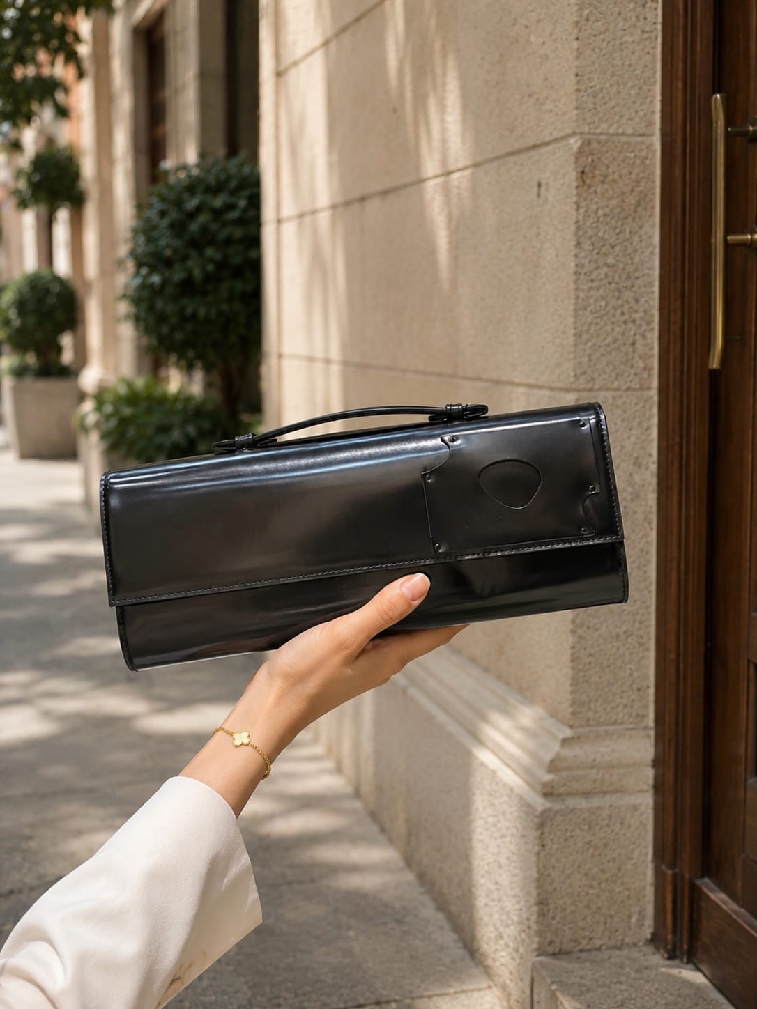 milan notte clutch