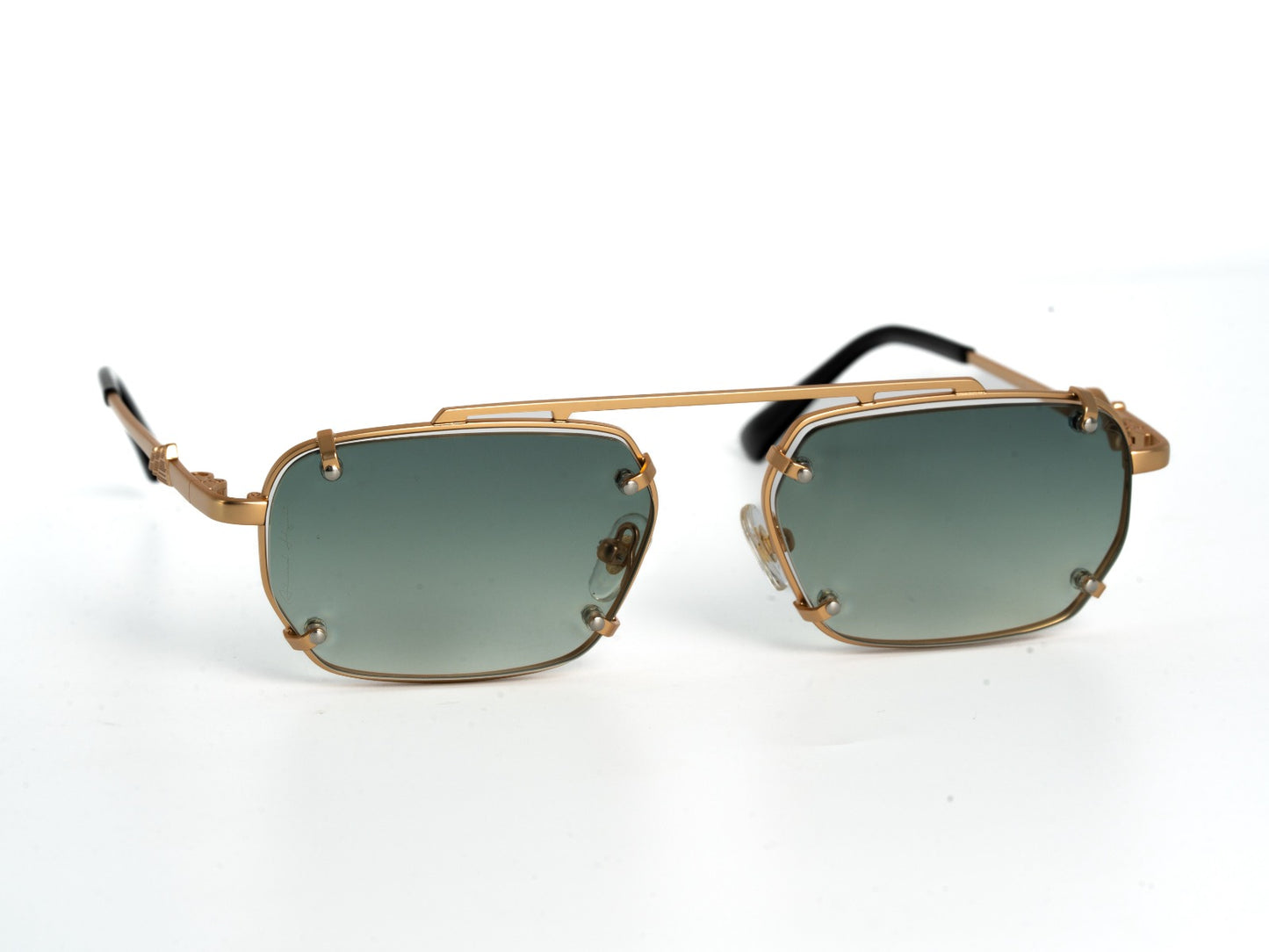 New Helioples