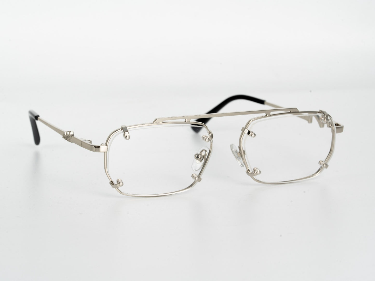 NEW HELIOPLES