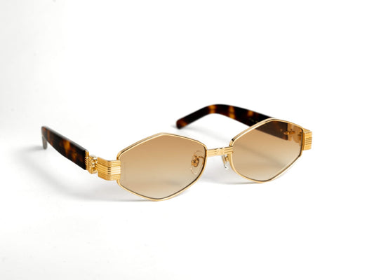 Cleopatra Love