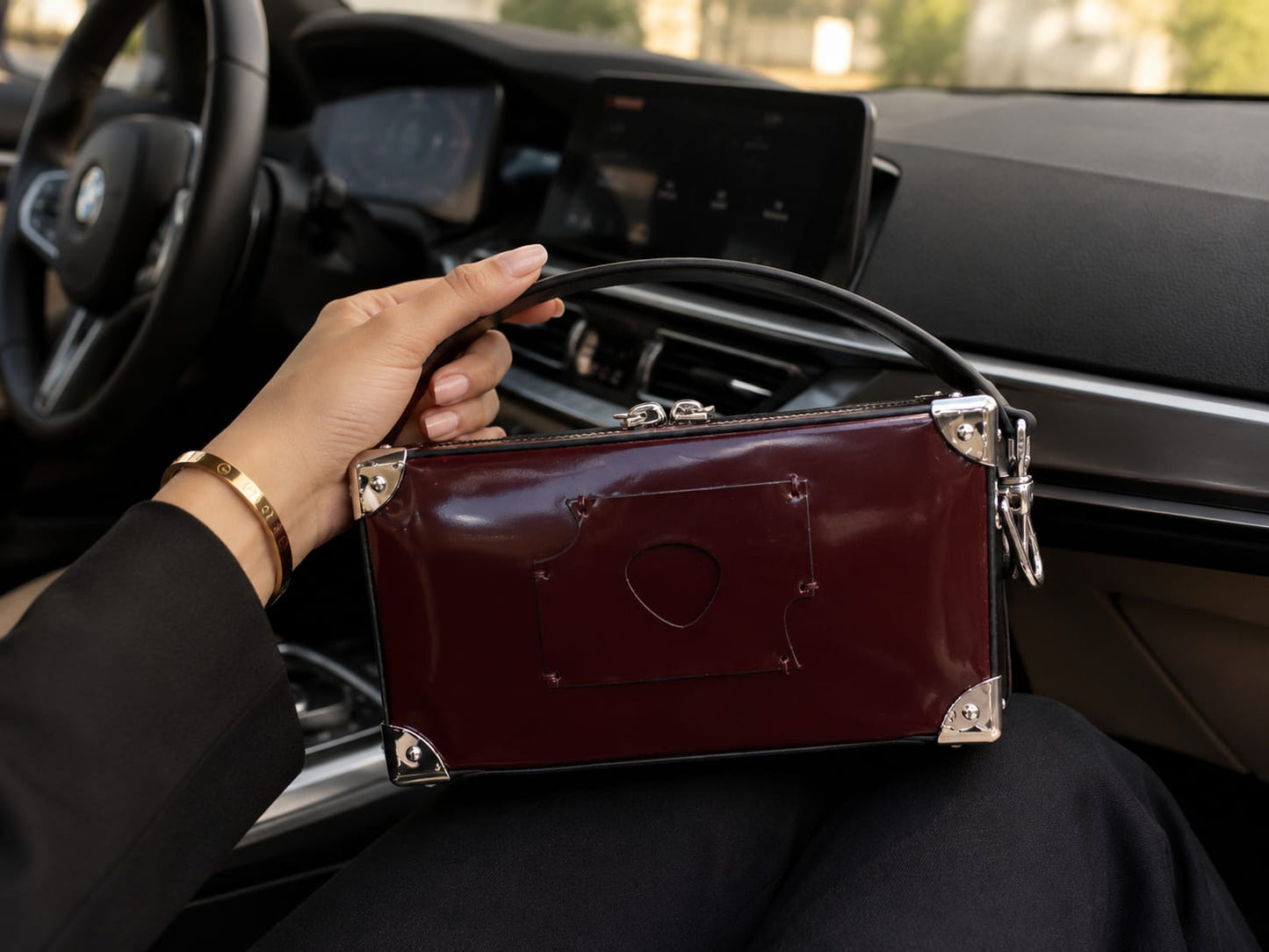 milan silm box bag